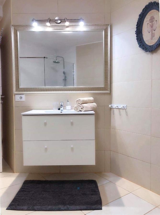 Beautiful 3 Bed Apartment In Los Cristianos Cactus Arona  Kültér fotó